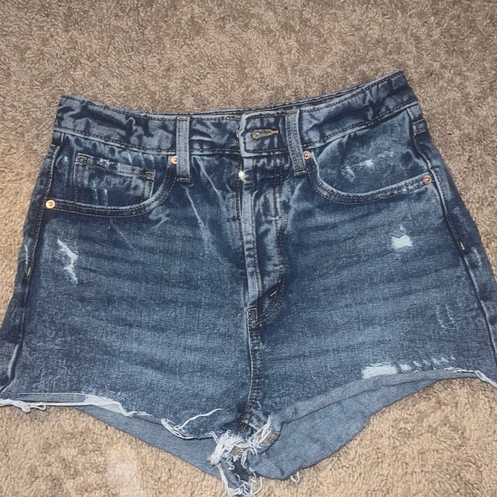 Size 4 High rise denim shorts